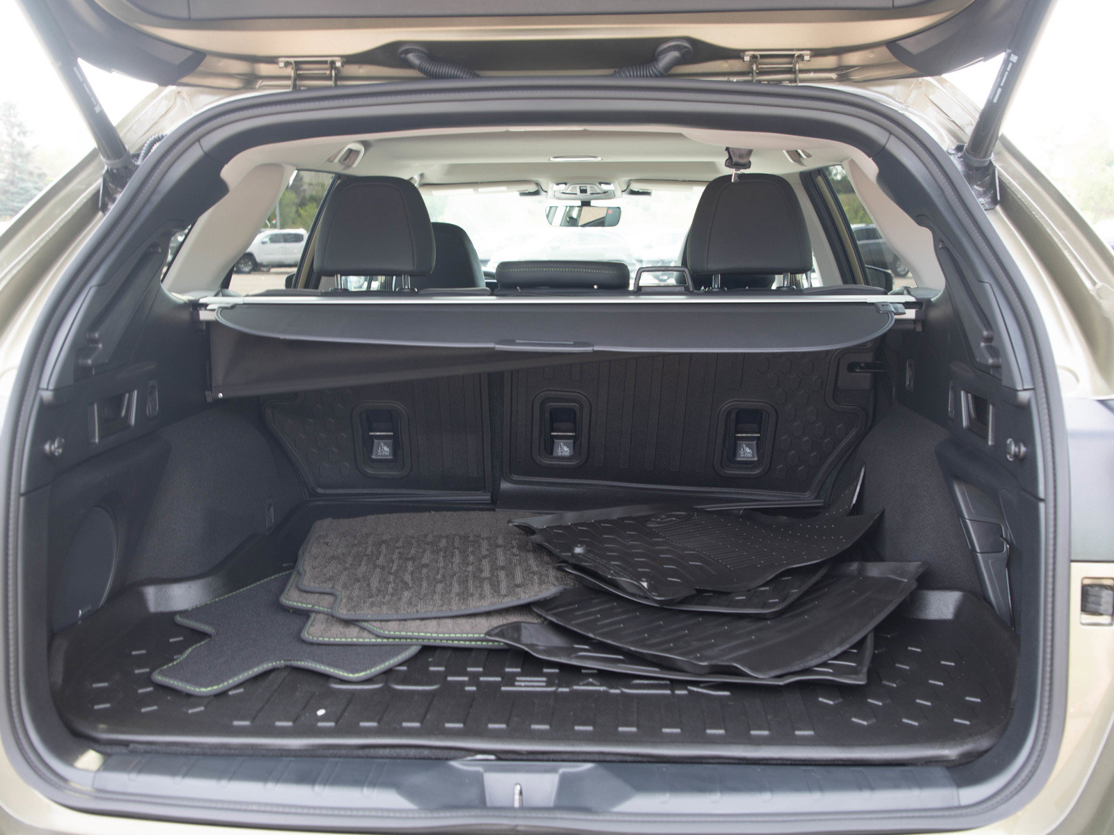 Used 2024 Subaru Outback Onyx Edition AWD/4WD image 9
