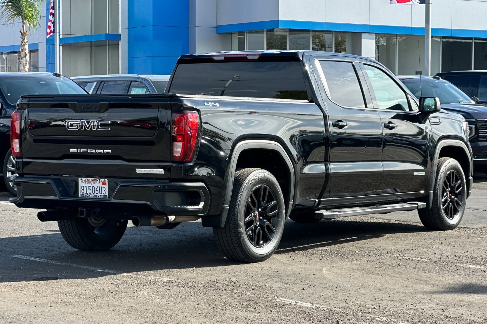 Used 2023 GMC Sierra 1500 Elevation w/ LPO, Elevation Black Package image 4