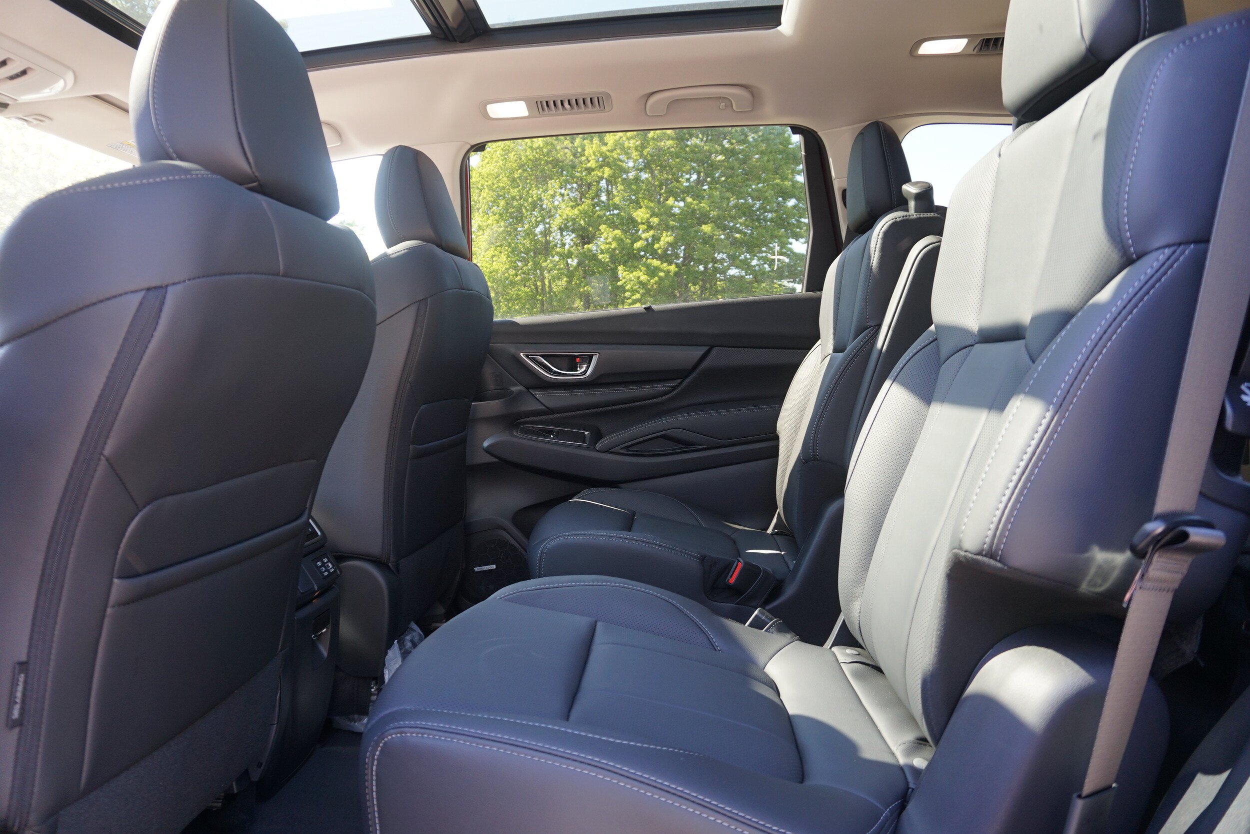 New 2026 Subaru Ascent Limited AWD/4WD image 10