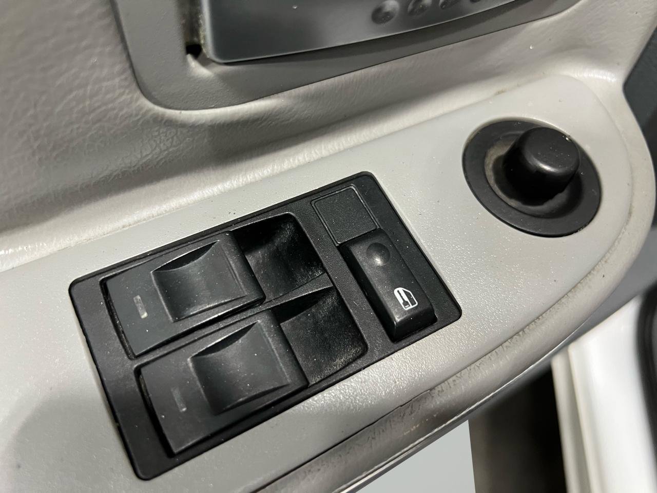 Used 2005 Dodge Dakota Laramie w/ Sport Appearance Group image 26