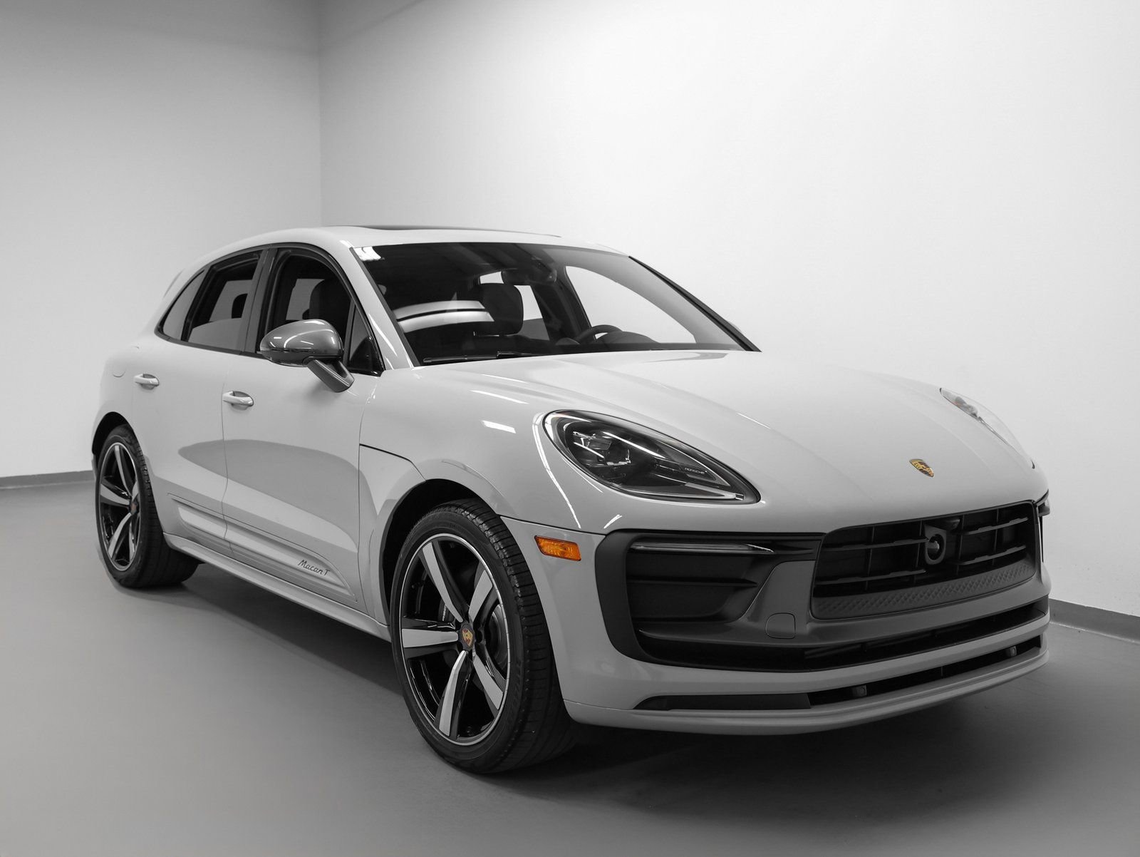 New 2026 Porsche Macan Turbo image 10