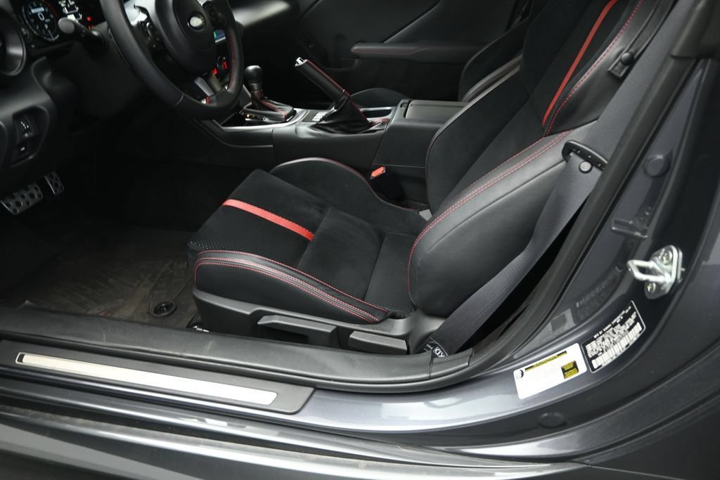 Used 2024 Subaru BRZ Limited RWD image 7