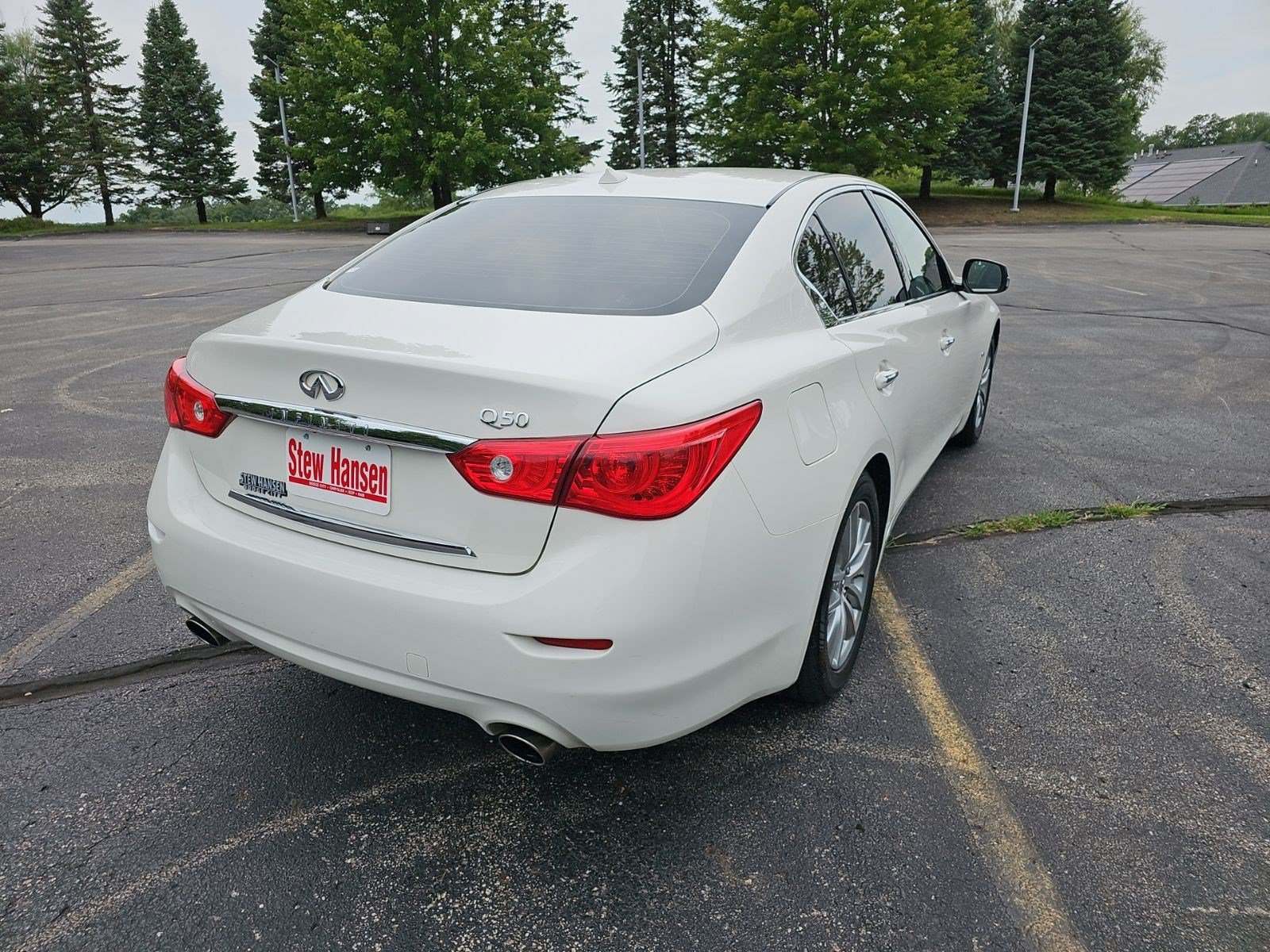 Used 2017 INFINITI Q50 3.0t Premium RWD image 6