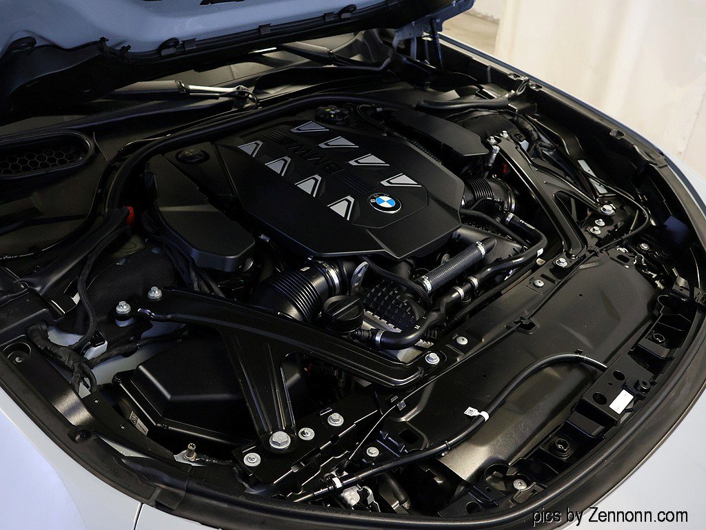 Certified 2024 BMW 760i xDrive w/ Premium Package 2 image 39