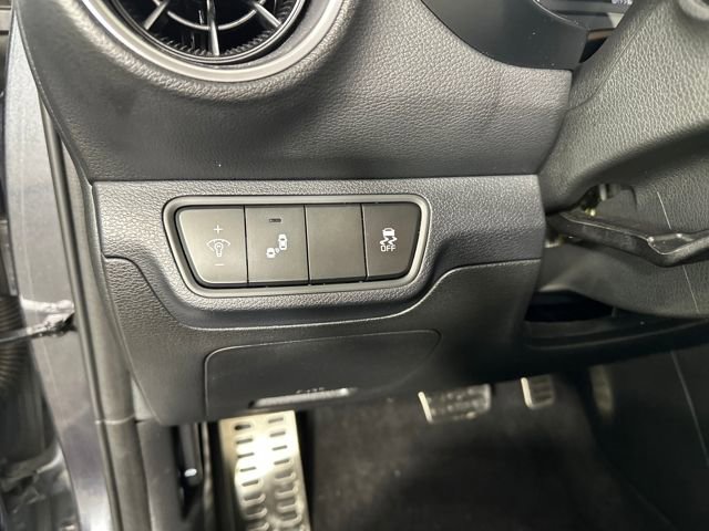 Used 2023 Kia Forte GT-Line image 19