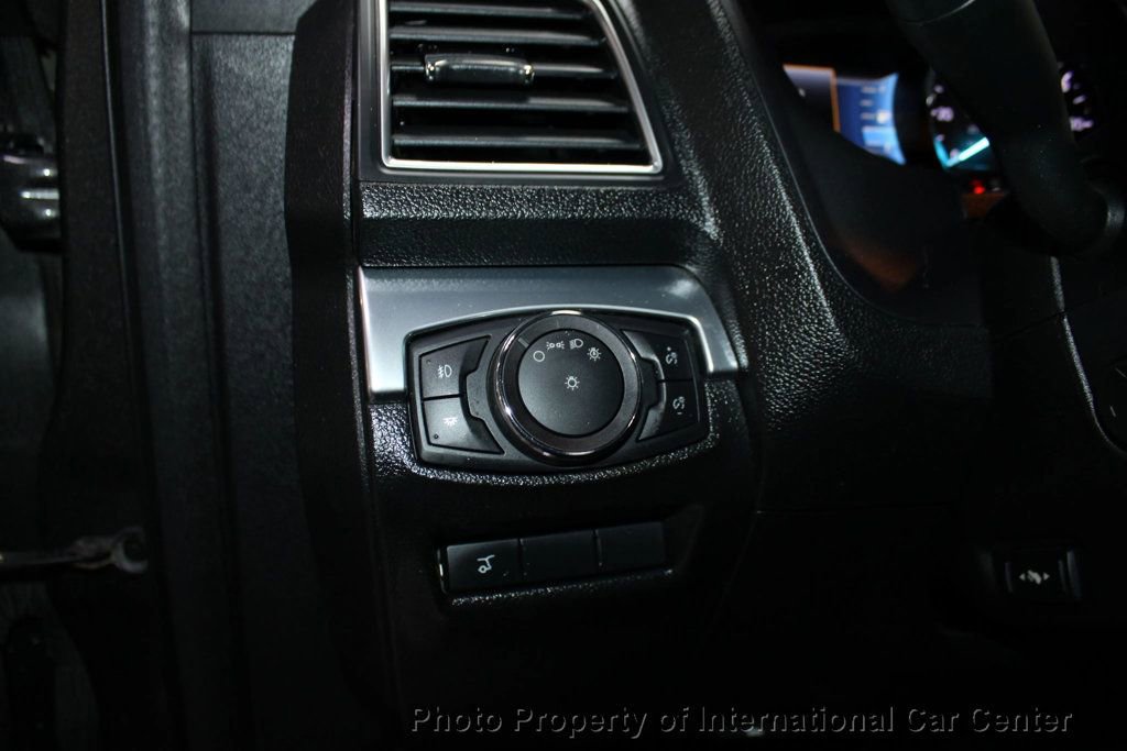 Used 2017 Ford Explorer Limited image 14