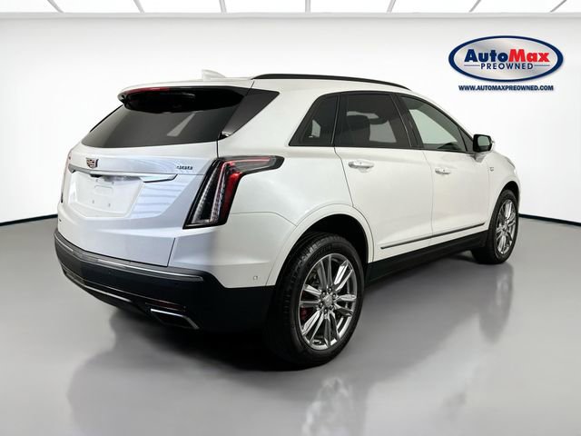 Used 2024 Cadillac XT5 Sportv w/ Technology Package AWD/4WD image 2