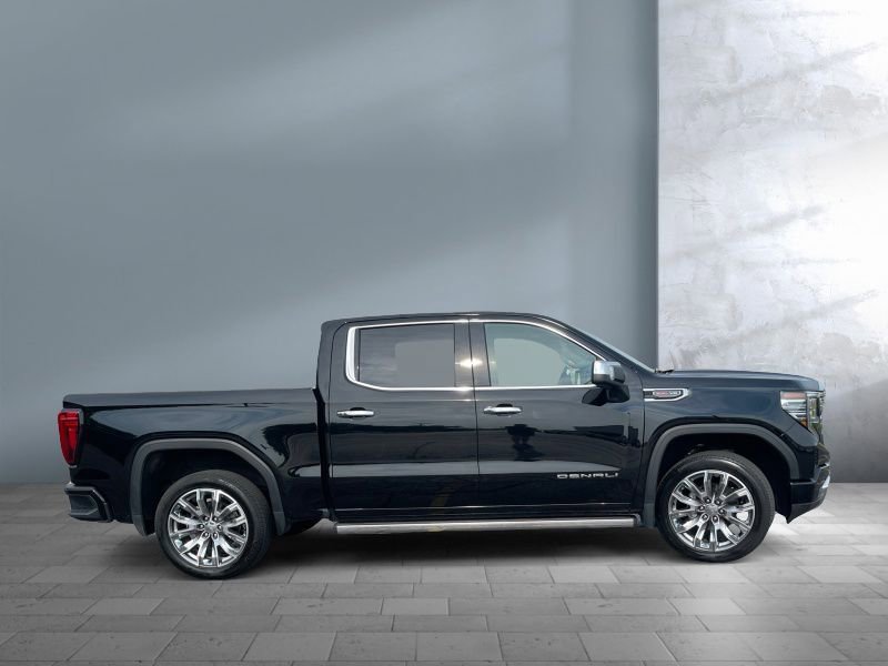 Used 2024 GMC Sierra 1500 Denali w/ Denali Reserve Package image 8