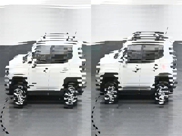 Used 2018 Jeep Renegade Latitude image 25