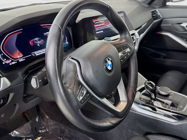 Used 2019 BMW 330i xDrive Sedan w/ Premium Package AWD/4WD image 11