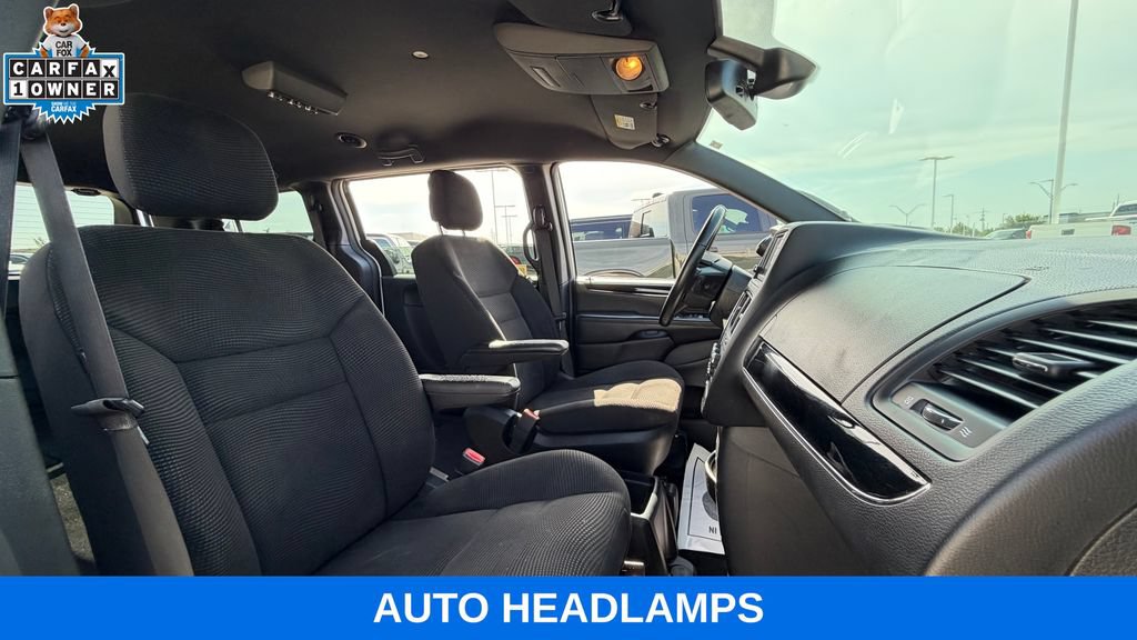 Used 2020 Dodge Grand Caravan SE FWD image 11