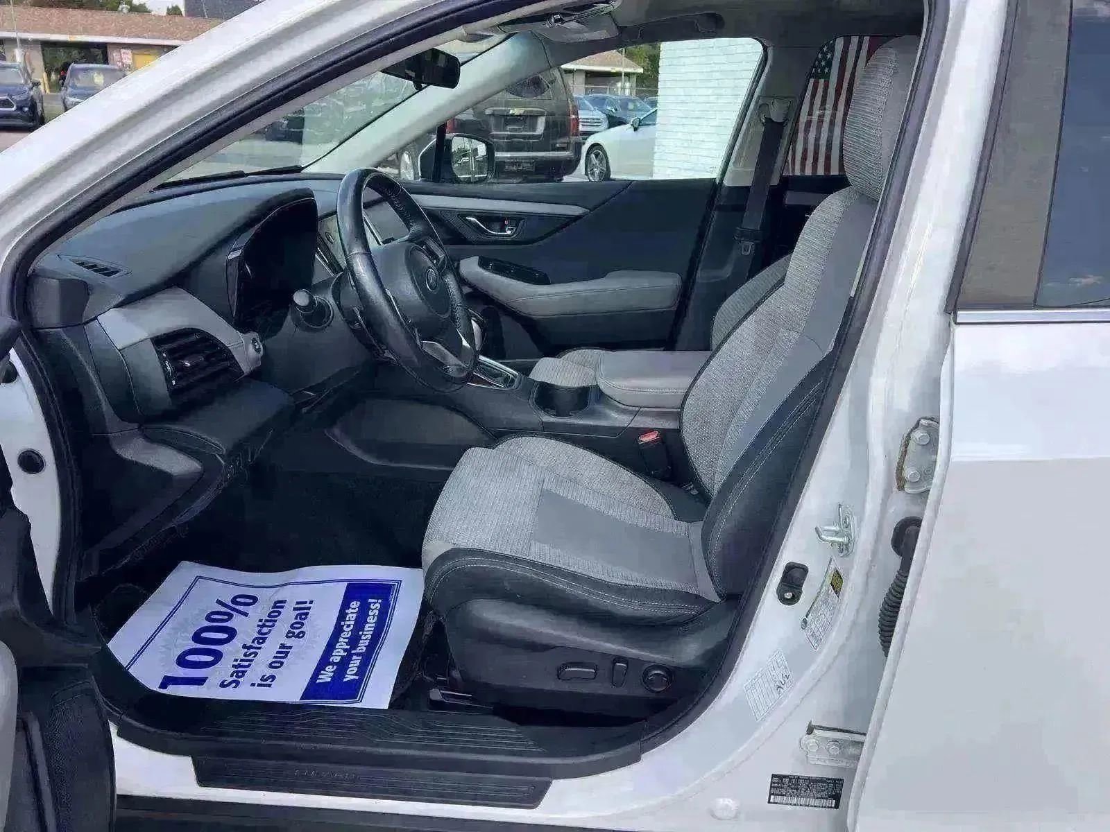 Used 2021 Subaru Outback Premium image 10