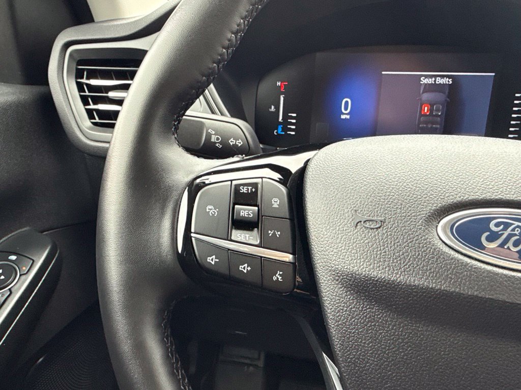Used 2024 Ford Escape Active w/ Tech Pack #1 AWD/4WD image 32