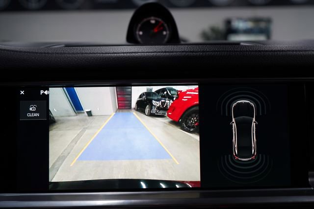 Used 2018 Porsche Panamera RWD image 17