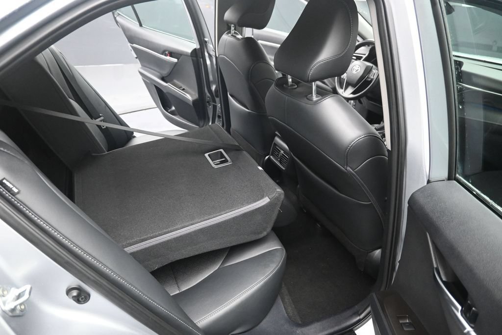 Used 2024 Toyota Camry XSE FWD image 29