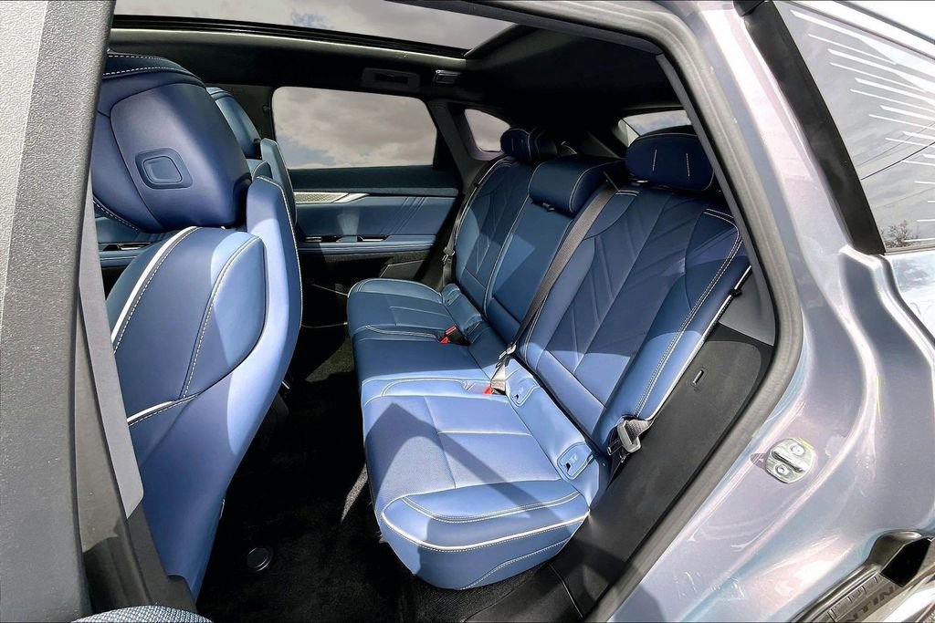 Certified 2025 Cadillac Optiq Luxury 2 w/ LPO, Floor Liner Package AWD/4WD image 22