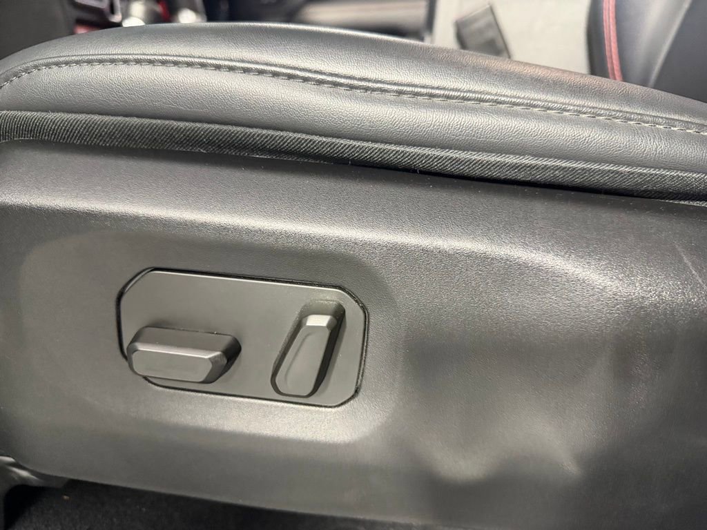 Used 2025 Jeep Gladiator Rubicon image 25