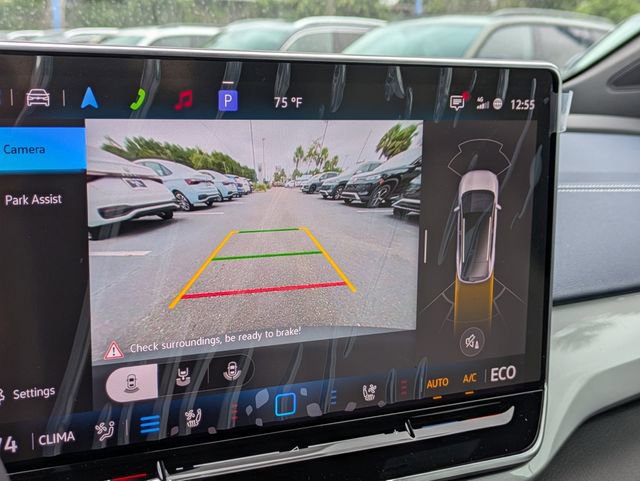 New 2025 Volkswagen ID.4 Pro S AWD/4WD image 22