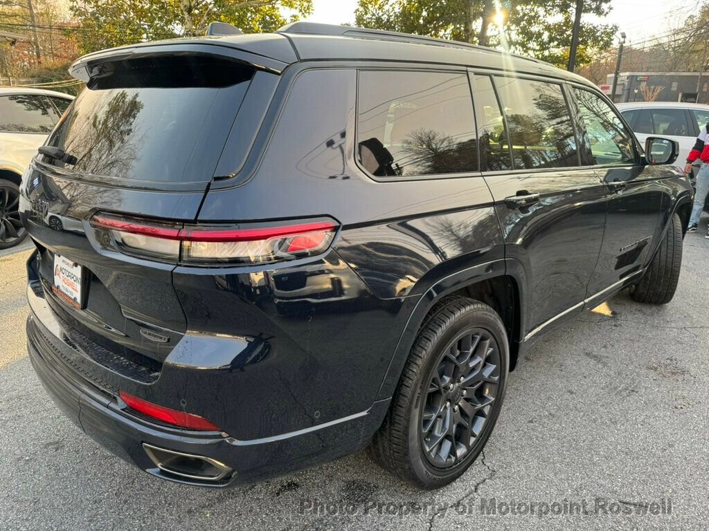 Used 2024 Jeep Grand Cherokee L Summit image 3