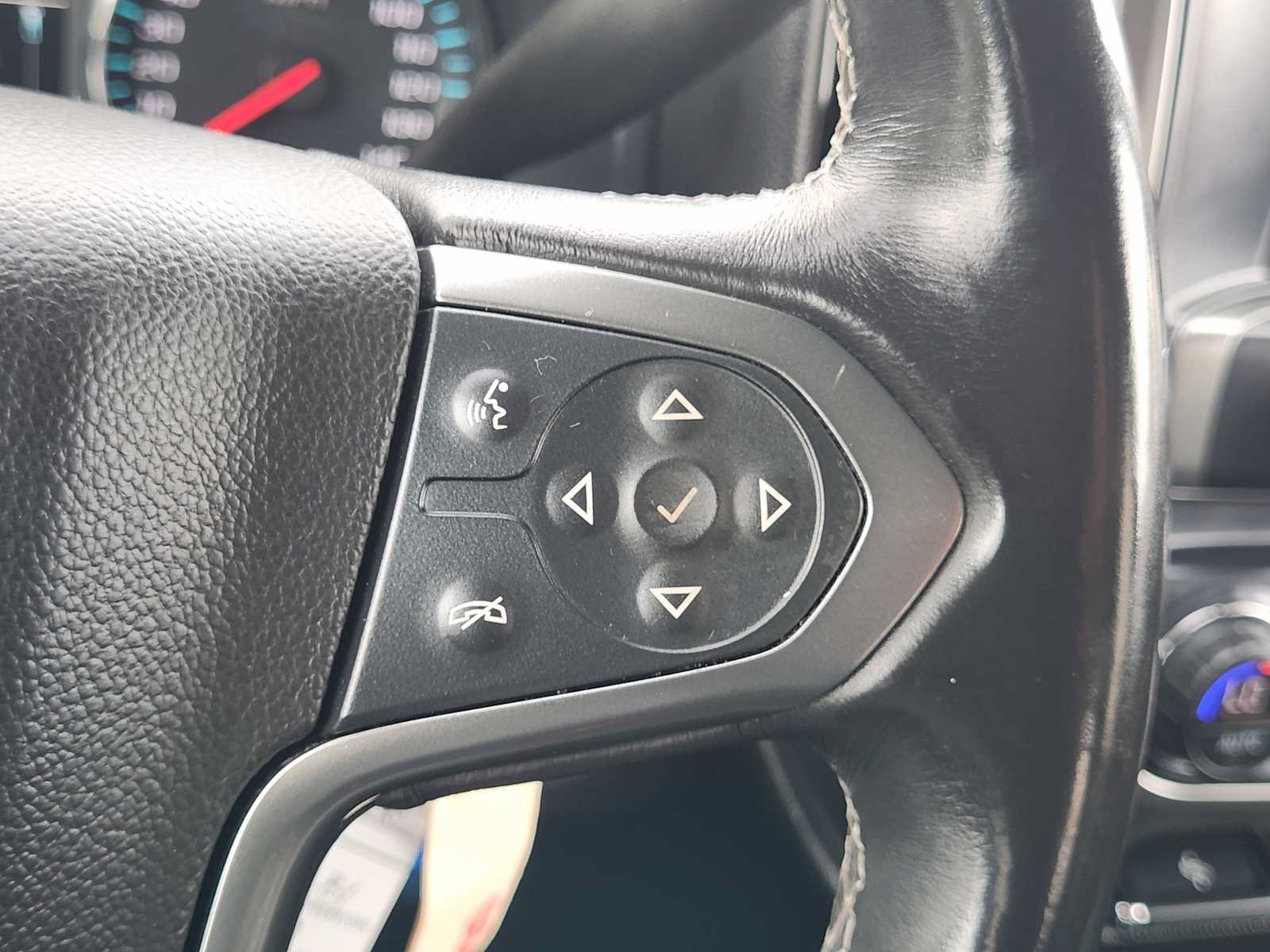 Used 2017 Chevrolet Silverado 1500 LT w/ Texas Edition RWD image 28