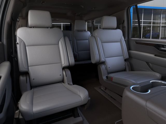 New 2026 Chevrolet Suburban LT w/ Comfort Package RWD image 17