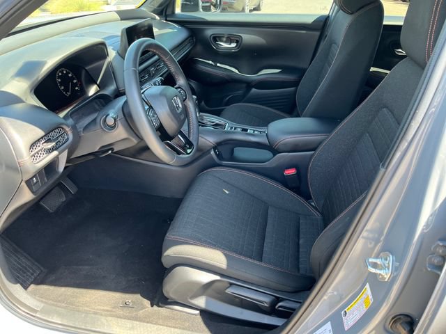 Certified 2025 Honda HR-V Sport image 3