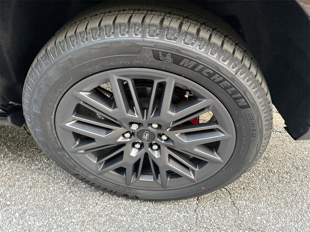 New 2025 Ford Expedition Max Platinum w/ Stealth Performance Package image 22