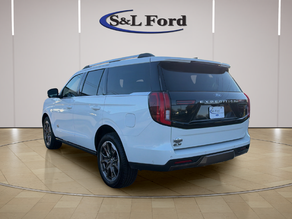 Certified 2025 Ford Expedition King Ranch AWD/4WD image 5