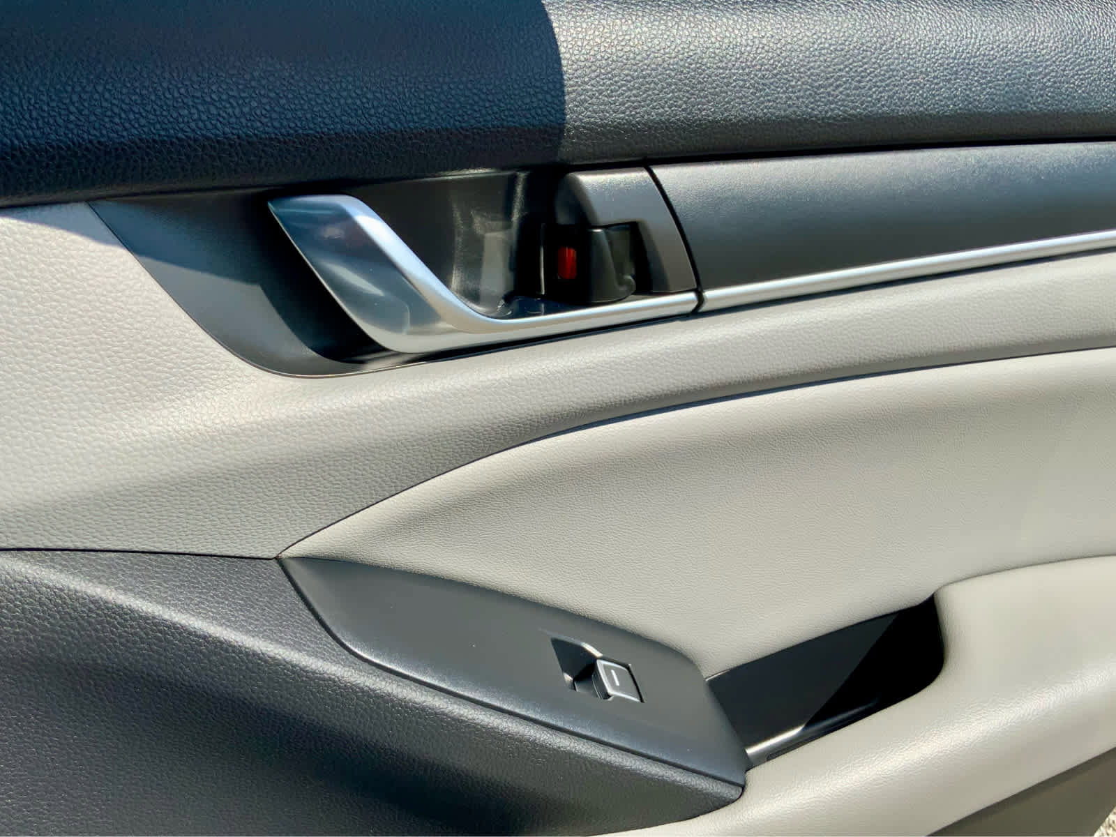 Used 2019 Honda Accord LX image 54