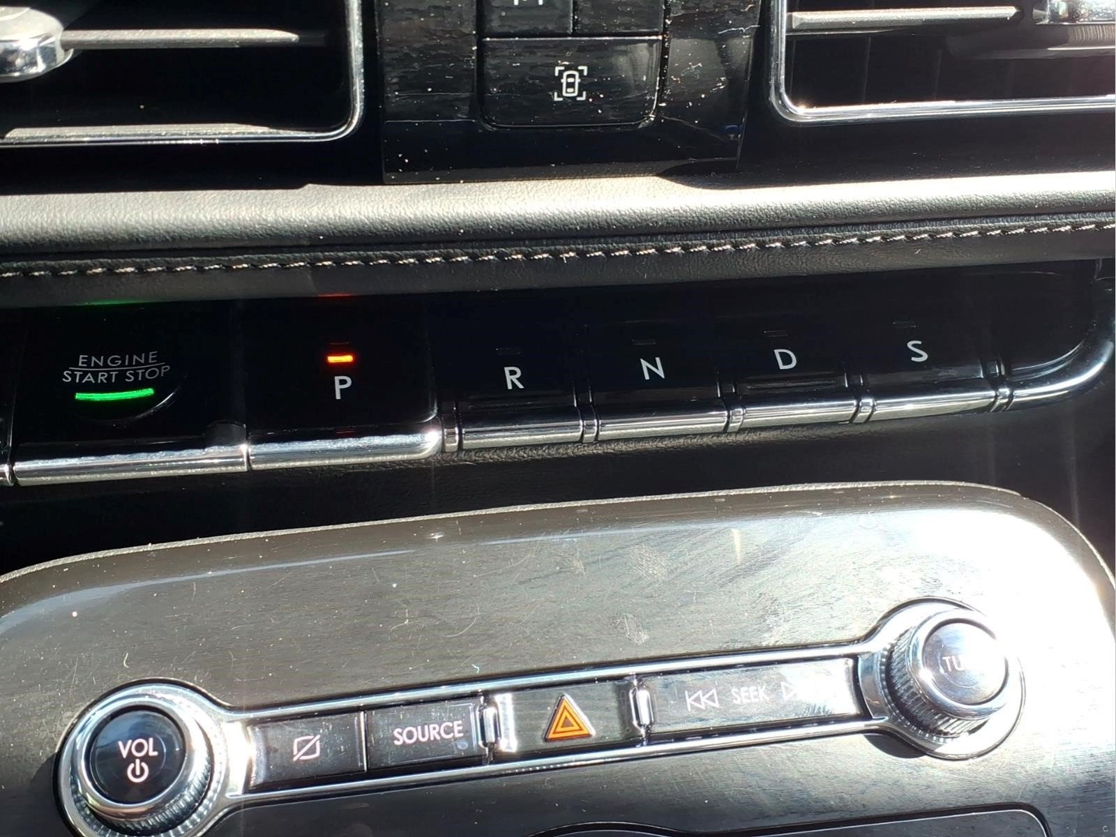 Used 2023 Lincoln Nautilus AWD w/ Premium Package image 25