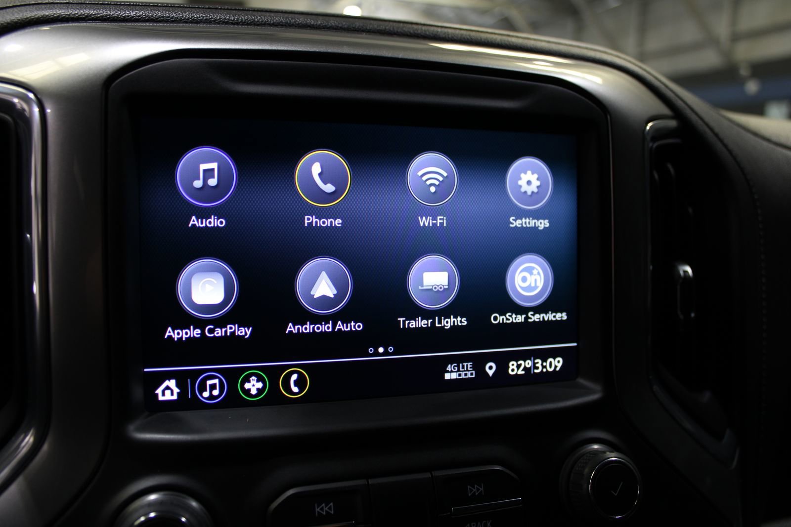 Used 2021 Chevrolet Silverado 1500 RST image 32