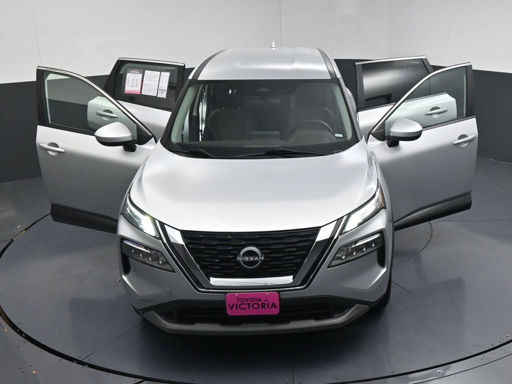 Used 2023 Nissan Rogue SV image 21