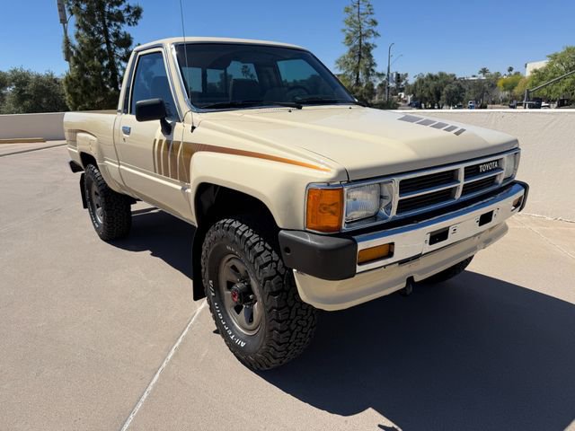 Used 1987 Toyota Pickup 4x4 Regular Cab image 22