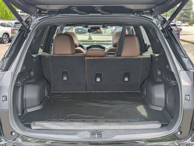 Certified 2025 Subaru Forester Touring AWD/4WD image 33