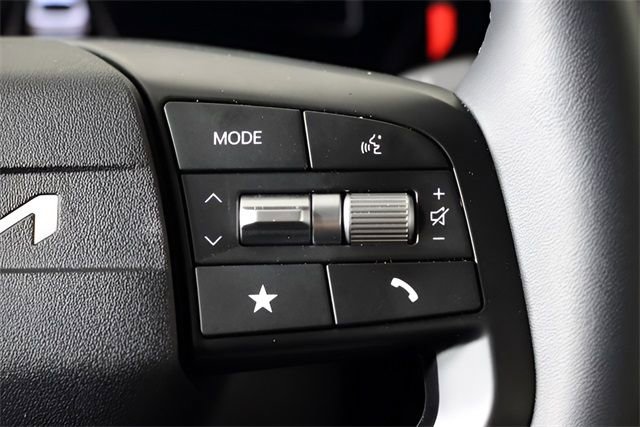 Certified 2025 Kia K4 EX image 16