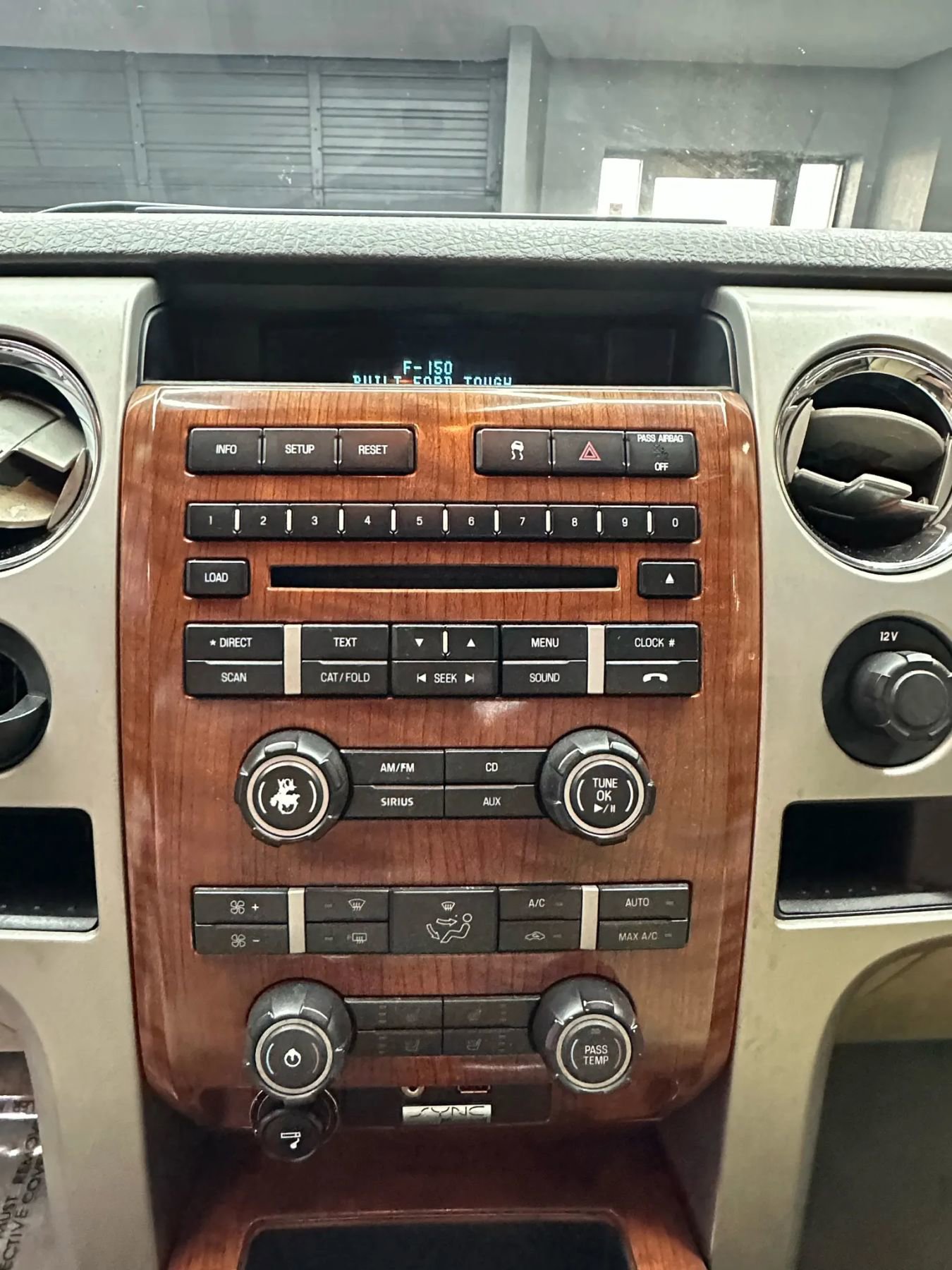 Used 2009 Ford F150 Lariat image 17