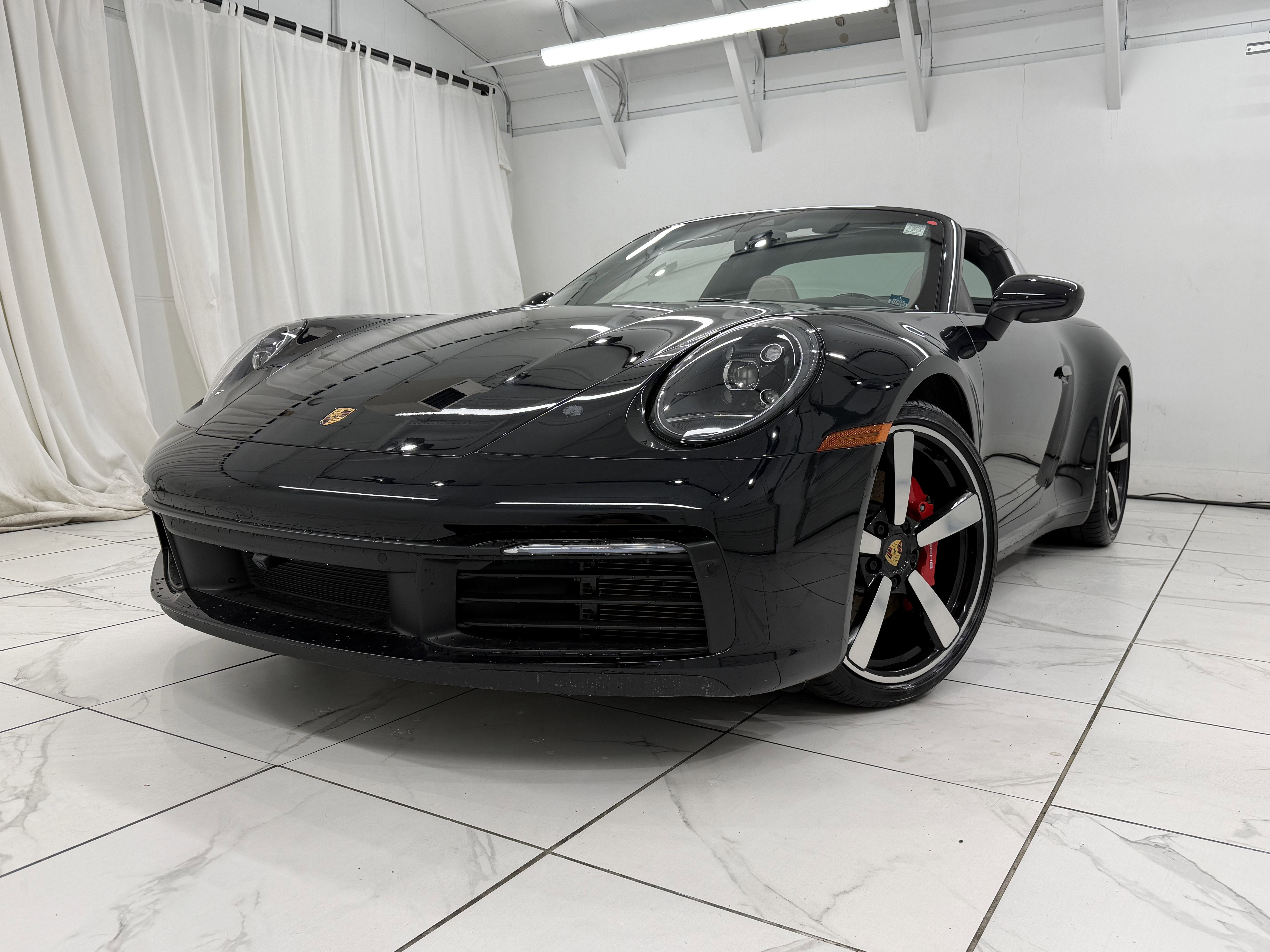 Certified 2022 Porsche 911 Targa 4S image 9