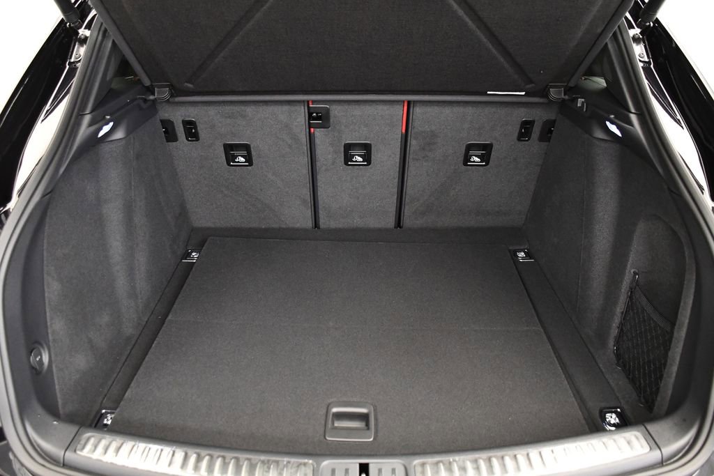 Used 2025 Porsche Macan image 58