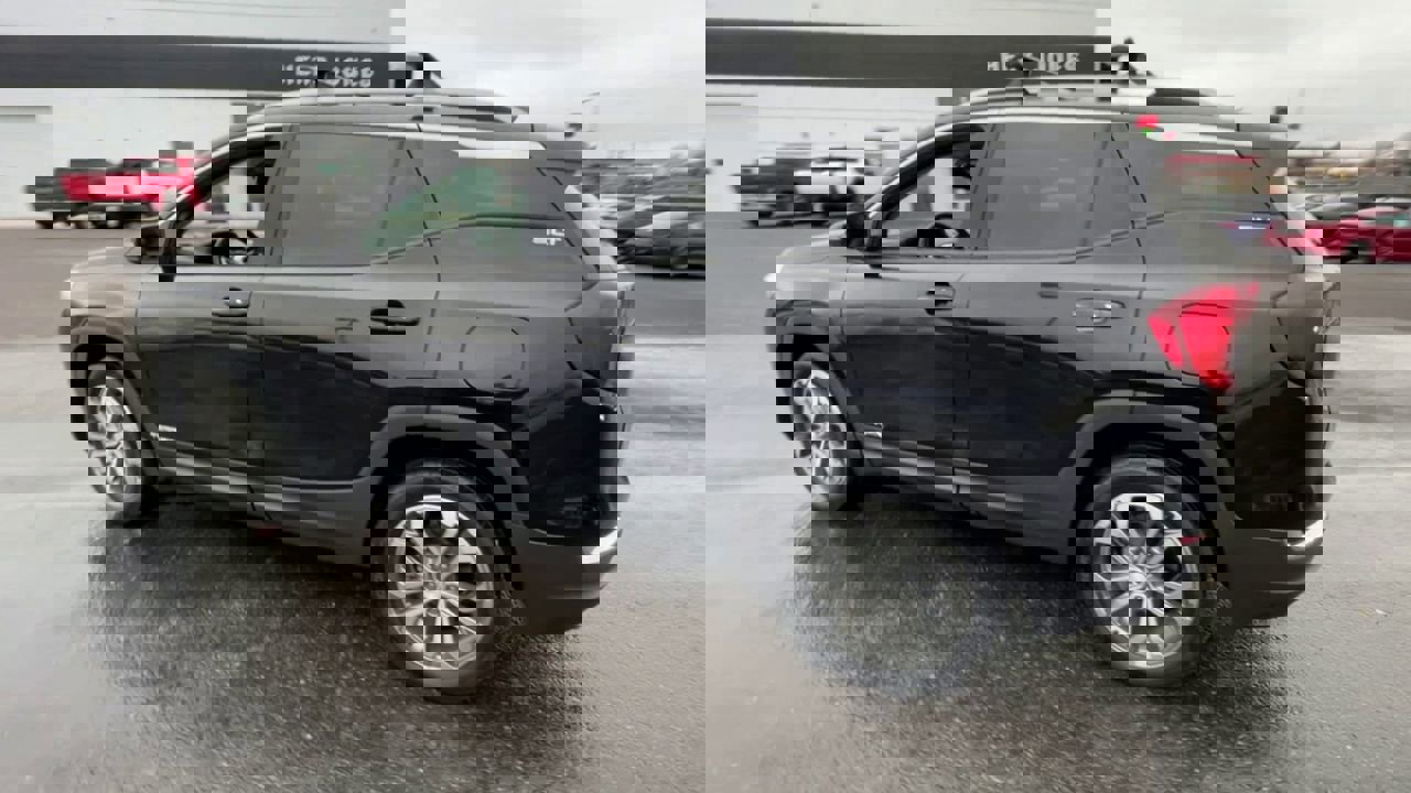 Used 2020 GMC Terrain SLT w/ Preferred Package image 3