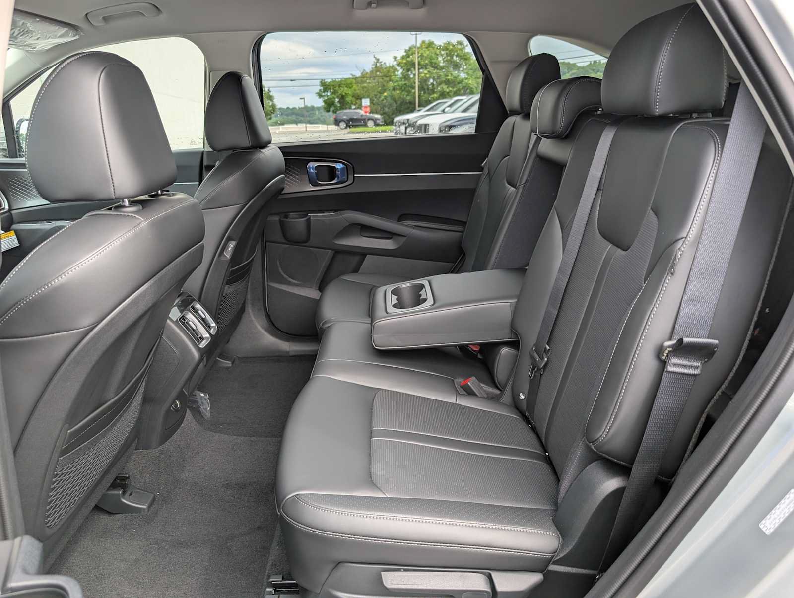 New 2026 Kia Sorento S AWD/4WD image 17
