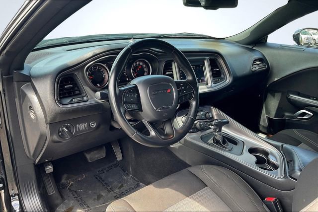 Used 2023 Dodge Challenger SXT image 12