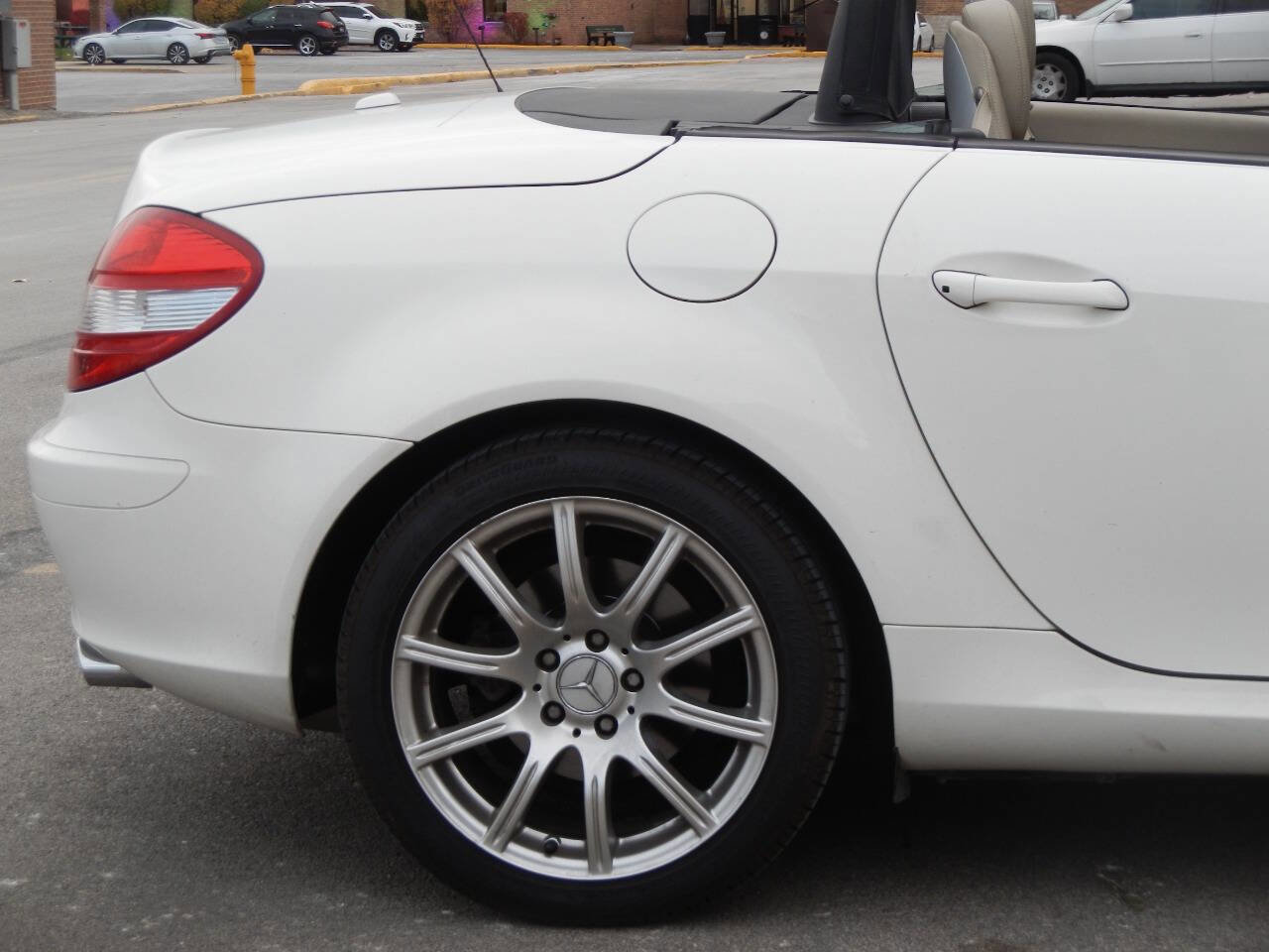 Used 2007 Mercedes-Benz SLK 350 image 21