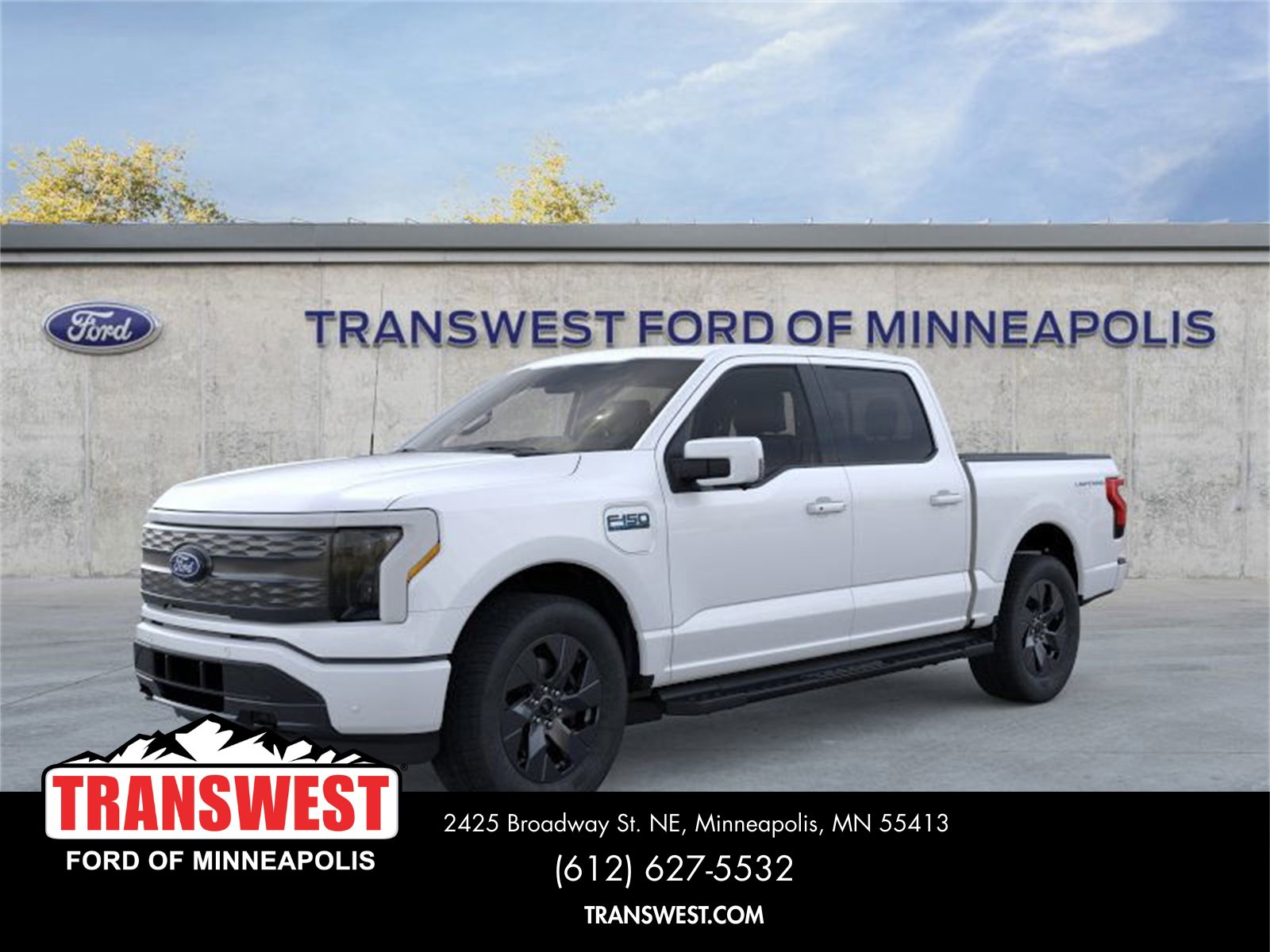 New 2025 Ford F150 Lightning Lariat w/ Max Trailer Tow Package