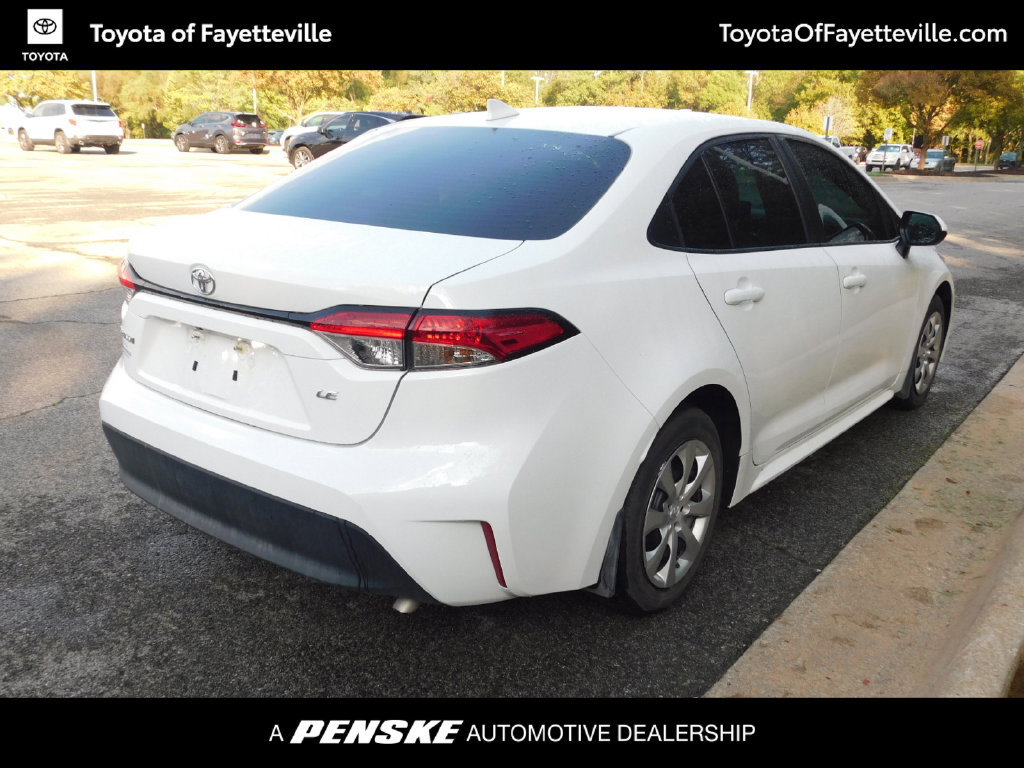 Used 2026 Toyota Corolla LE FWD image 10