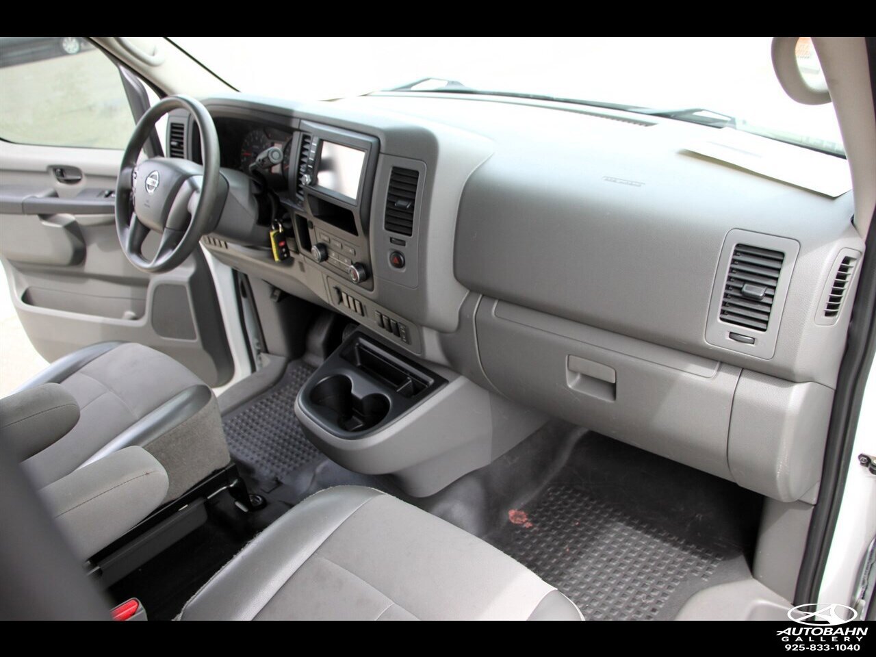 Used 2020 Nissan NV 2500 S RWD image 31