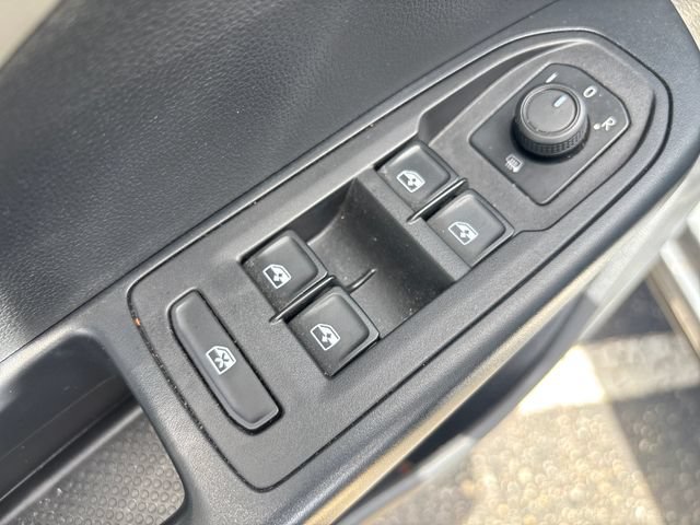 Certified 2023 Volkswagen Taos SEL AWD/4WD image 13