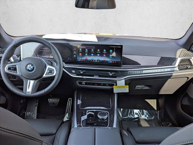 New 2026 BMW X5 xDrive40i w/ M Sport Package AWD/4WD image 16