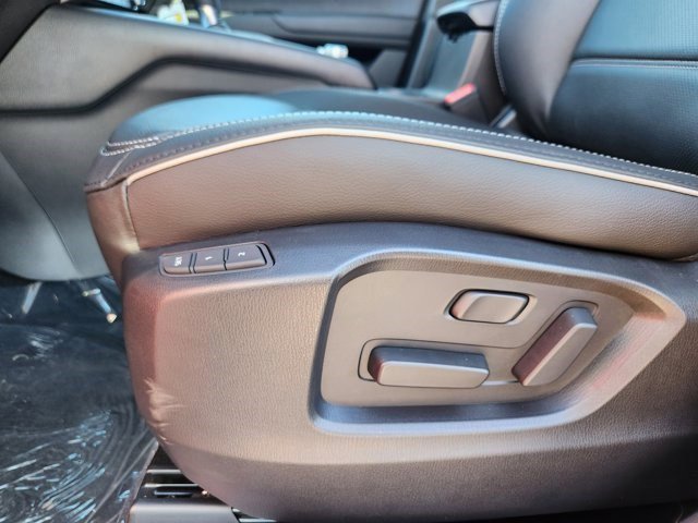 Used 2025 MAZDA CX-5 AWD 2.5 S w/ Preferred Package image 13