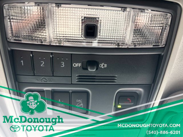 Used 2022 Toyota 4Runner TRD Sport w/ Technology Package AWD/4WD image 22
