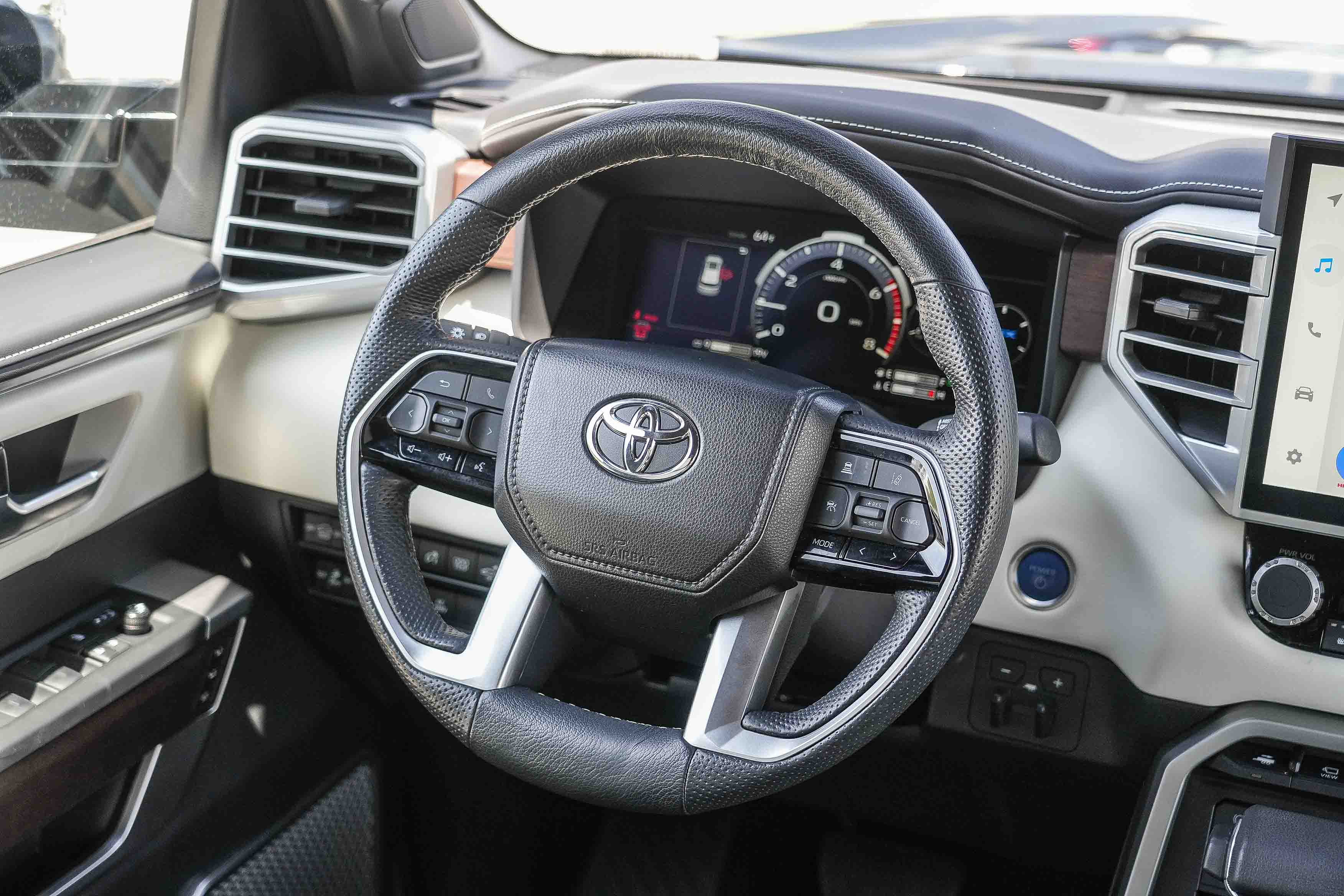 Used 2024 Toyota Sequoia Capstone AWD/4WD image 16